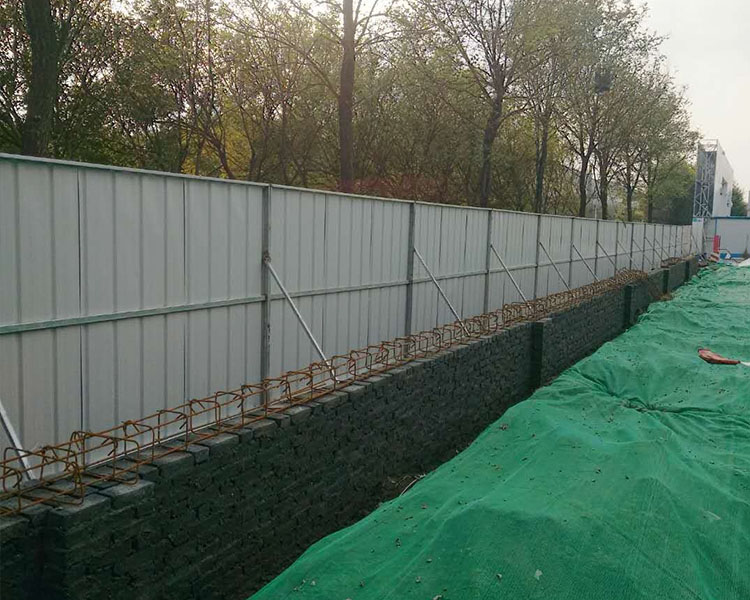 顺义工程围挡板案例